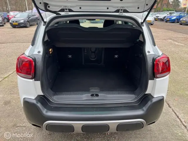 Citroën C3 Aircross 1.2 PureTech S&S Shine 2019 Benzine 11