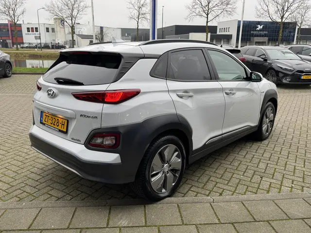 Hyundai Kona EV Premium 64 kWh 2019 Elektrisch 14