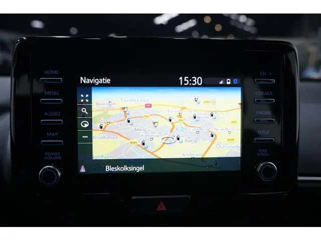 Toyota Yaris 1.5 Hybrid Dynamic 2021 Hybride Benzine 30