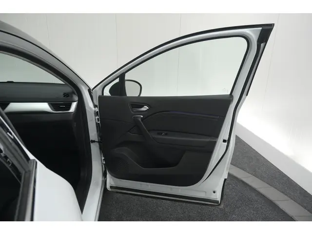 Renault Captur Mild Hybrid 140 EDC Techno 2023 Benzine 71