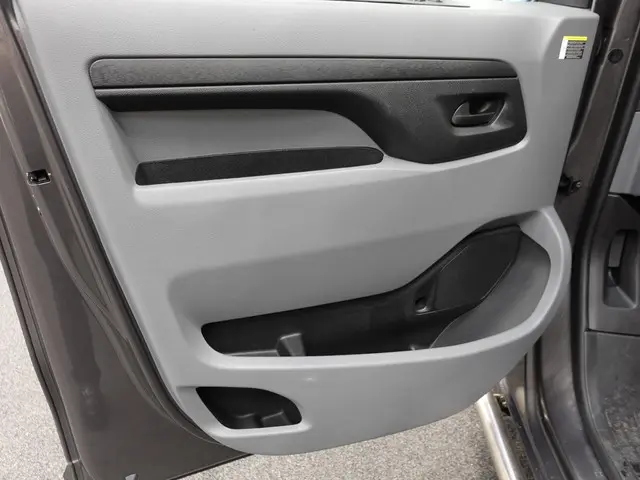 Opel Vivaro-e L3H1 Edition 75 kWh 2022 Elektrisch 14