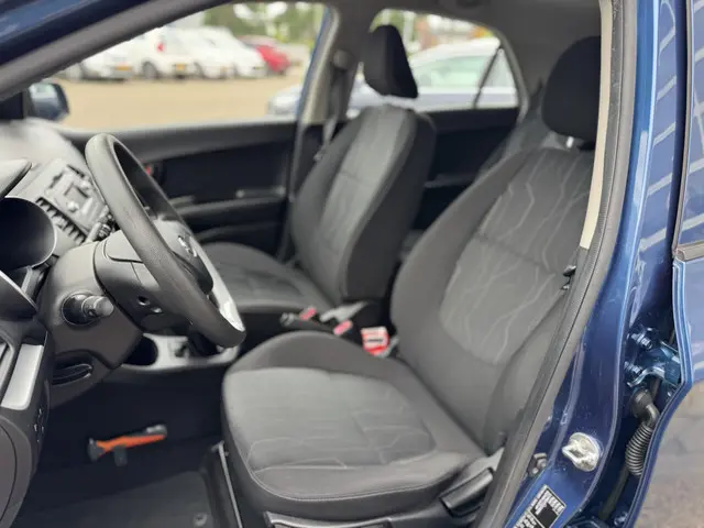 Kia Picanto 1.0 CVVT ComfortLine 2015 Benzine 17