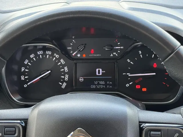 Citroën C3 Aircross 1.2 PureTech Shine 2021 Benzine 32