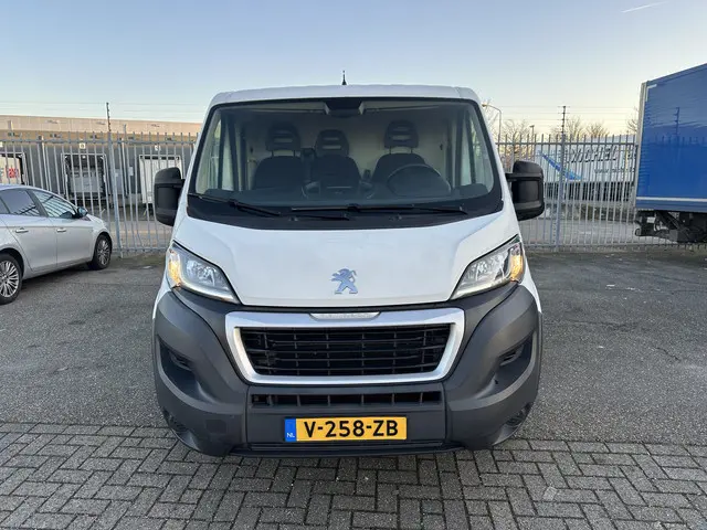 Peugeot Boxer 435 2.0 BlueHDI L2H1 Premium 2019 Diesel 8