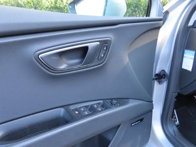 SEAT Leon ST 1.8 TSI FR Business AUTOMAAT 2014 Benzine 19