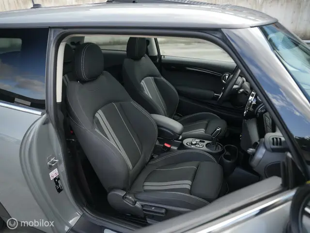 MINI Electric Mini Essential 33 kWh 2021 Elektrisch 18