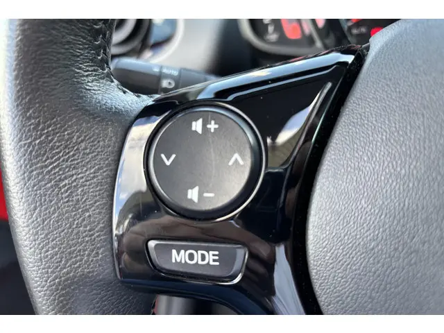 Toyota Aygo 1.0 VVT-i x-joy cabrio 2021 Benzine 14