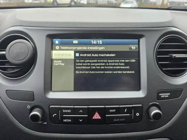 Hyundai i10 1.2 Comfort Plus 5p AUT 2019 Benzine 21