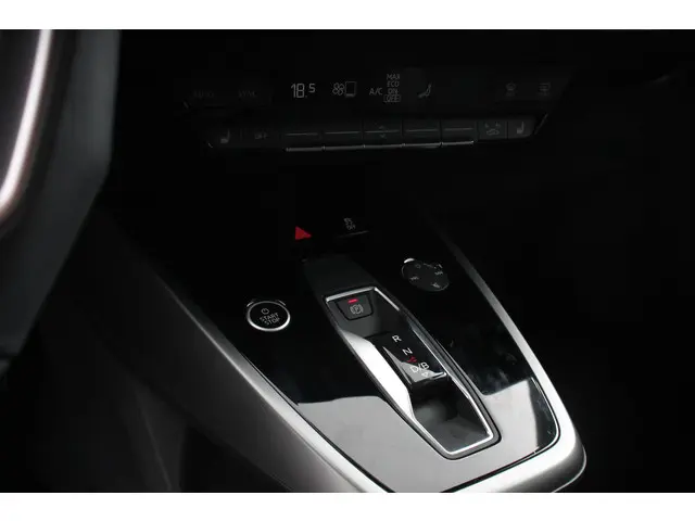 Audi Q4 e-tron 40 Advanced Edition 2022 Elektrisch 14