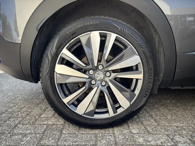 Peugeot 3008 1.2 PureTech GT Line 2018 Benzine 22