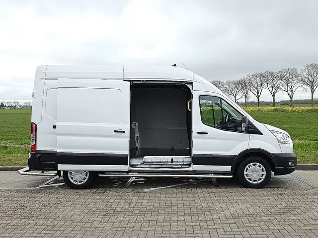 Ford Transit 350 2021 Diesel 13