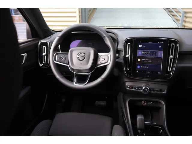 Volvo XC40 Recharge Core 70 kWh 2022 Elektrisch 4