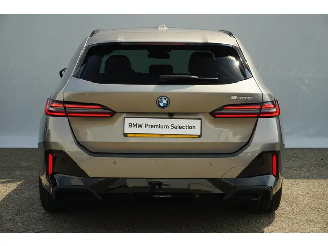 BMW 5 Serie Touring 530e 2025 Hybride Benzine 5