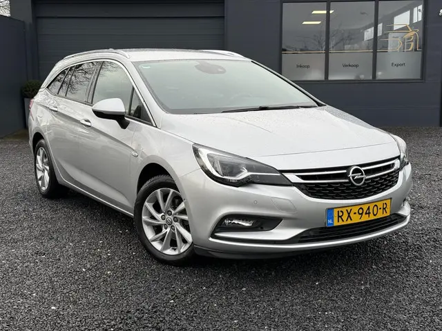 Opel Astra 2