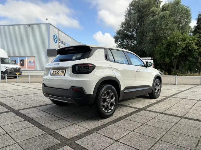 Jeep Avenger Longitude 54 kWh 2024 Elektrisch 6