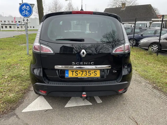 Renault Scénic 1.2 TCe Bose 2014 Benzine 15
