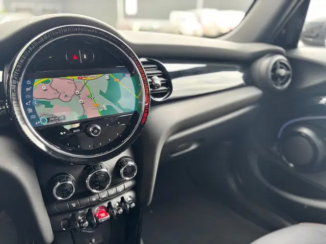 MINI Cooper Mini 1.5 Classic 2023 Benzine 16