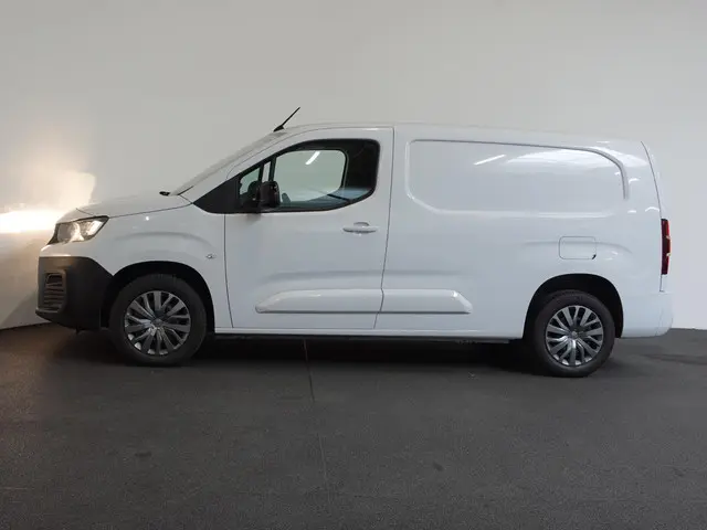 Peugeot Partner 1.5 BlueHDi 100pk L2 2023 Diesel 6