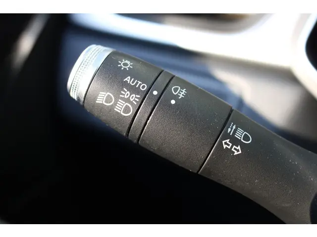 Renault Captur 1.0 TCe 100 Intens 2020 Benzine 29