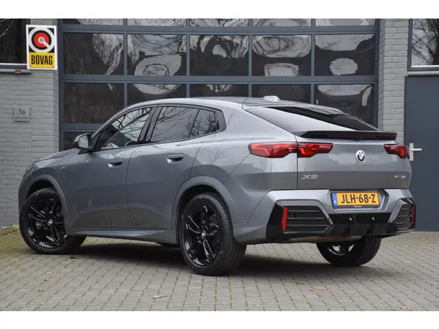 BMW X2 sDrive20i 2024 Benzine 4