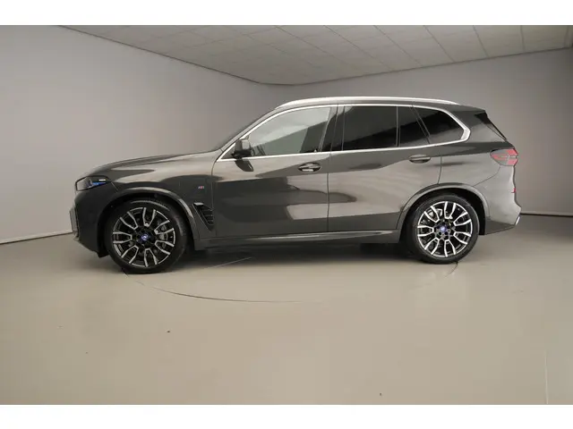 BMW X5 xDrive50e 2024 Hybride Benzine 2