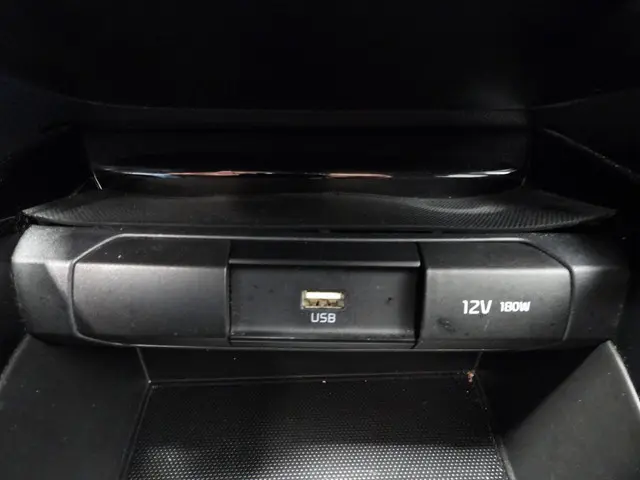 Kia Stonic 1.0 T-GDi DynamicPlusLine 2021 Benzine 12