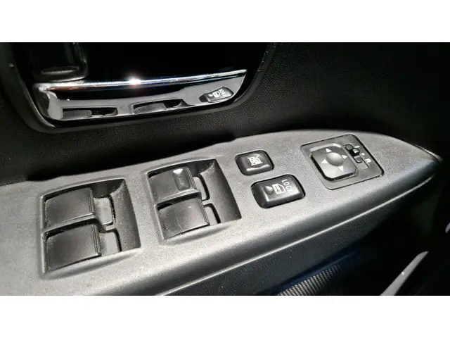 Mitsubishi ASX 1.6 Cleartec Invite+ 2015 Benzine 19