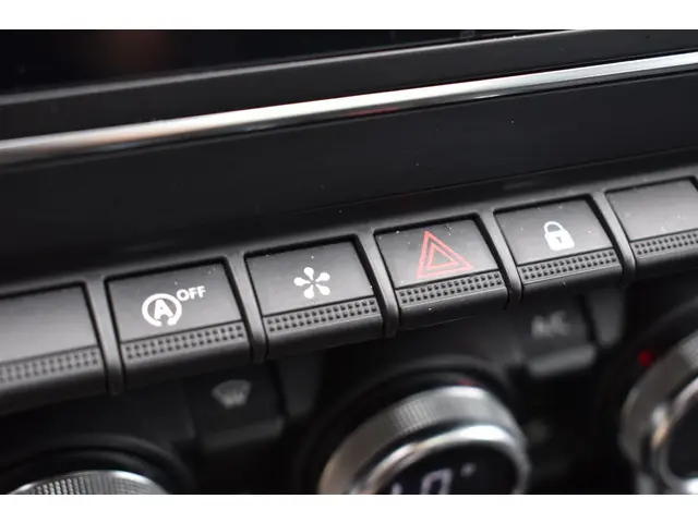 Renault Captur TCe 90 Intens 2021 Benzine 20