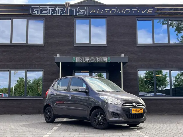 Hyundai i10 1.0 Black pack 2013 Benzine 7