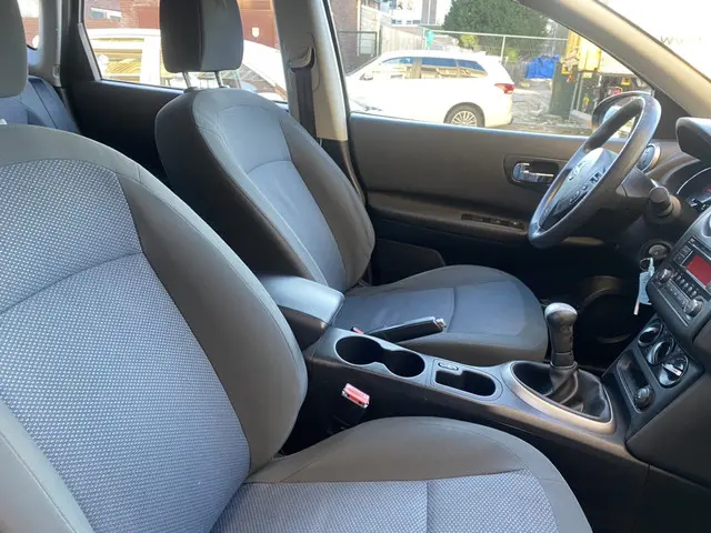 Nissan QASHQAI 1.6 Visia 2013 Benzine 8