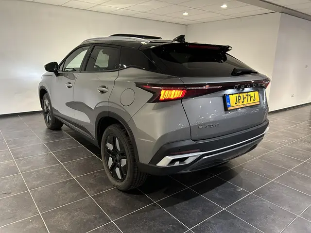 Omoda 5 SHS 1.6 T-GDi SHS-H Premium 2025 Hybride Benzine 6