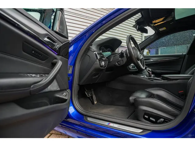 BMW M5 5-serie 2018 Benzine 6