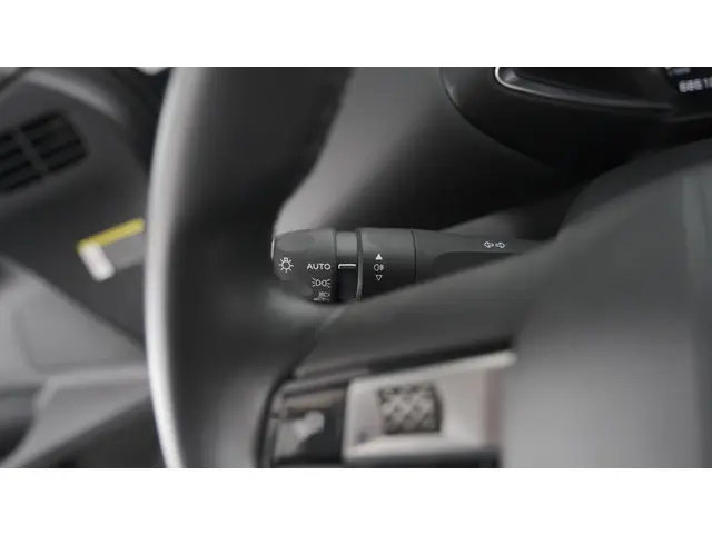 DS DS 3 Crossback PureTech 100 Montmartre 2022 Benzine 22