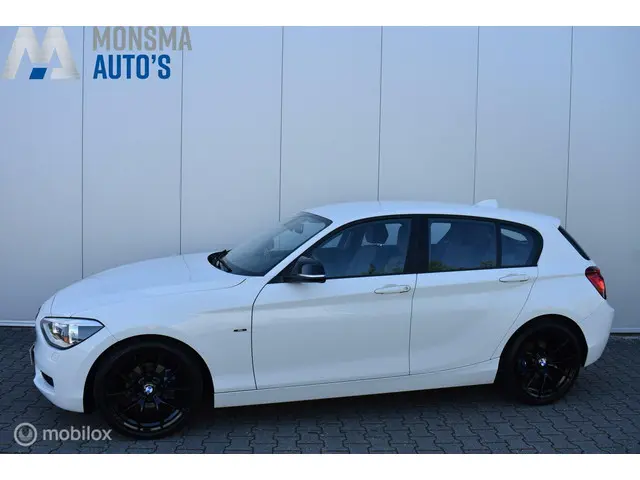 BMW 1 Serie 114i Business Urban Line 2013 Benzine