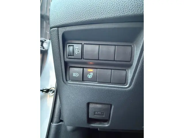Toyota Yaris 1.5 Hybrid Active 2021 Hybride Benzine 14