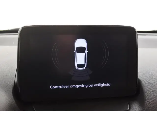 Mazda 2 1.5 90pk Dynamic+ 2018 Benzine 16