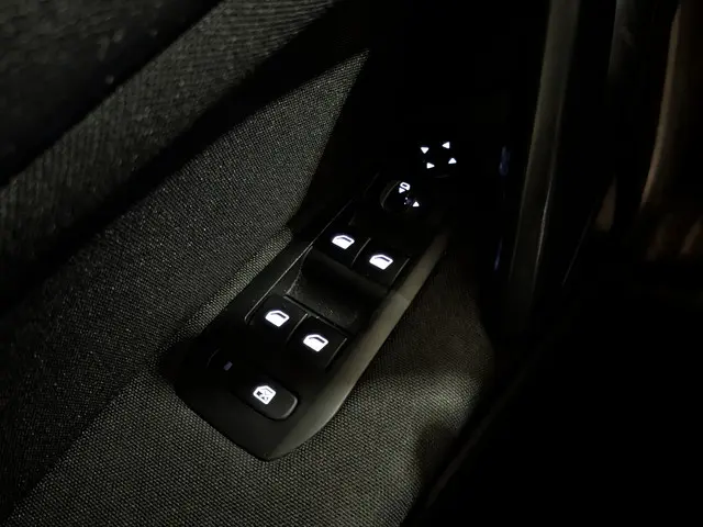 Peugeot 308 1.2 VTi Active 2014 Benzine 22