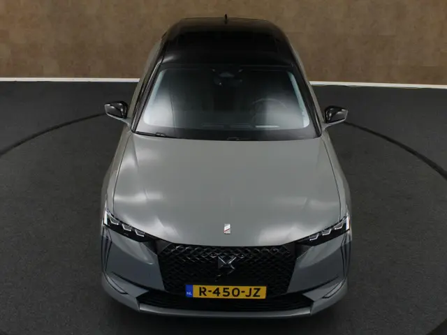 DS DS 4 E-Tense Rivoli 2022 Hybride Benzine 14