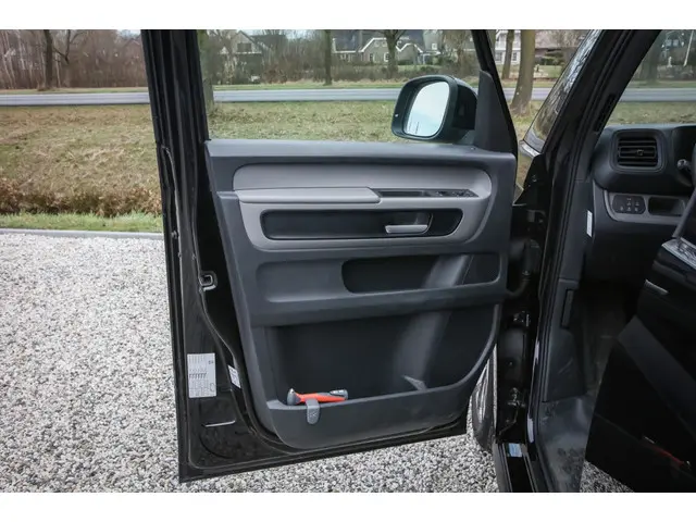 Volkswagen ID. Buzz Cargo 77 kWh 2024 Elektrisch 29