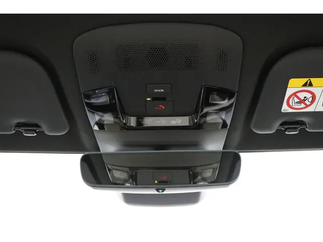 Lexus LBX Elegant 2WD 2025 Hybride Benzine 32