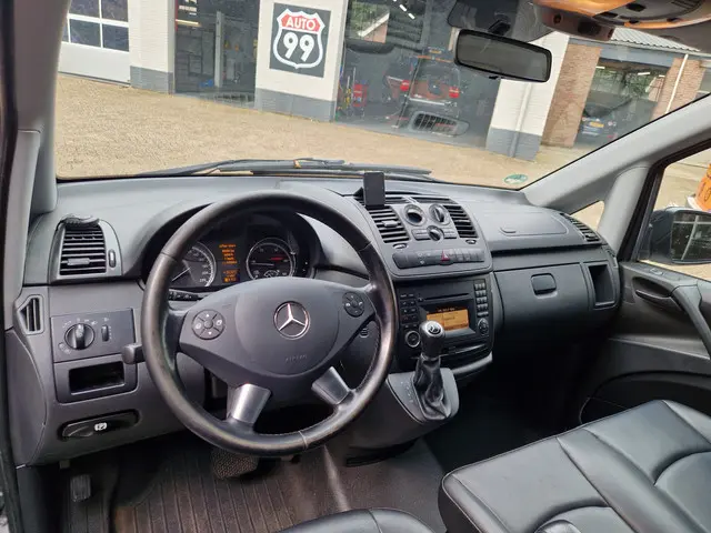 Mercedes-Benz Vito 113 CDI 343 DC Standaard 2013 Diesel 12