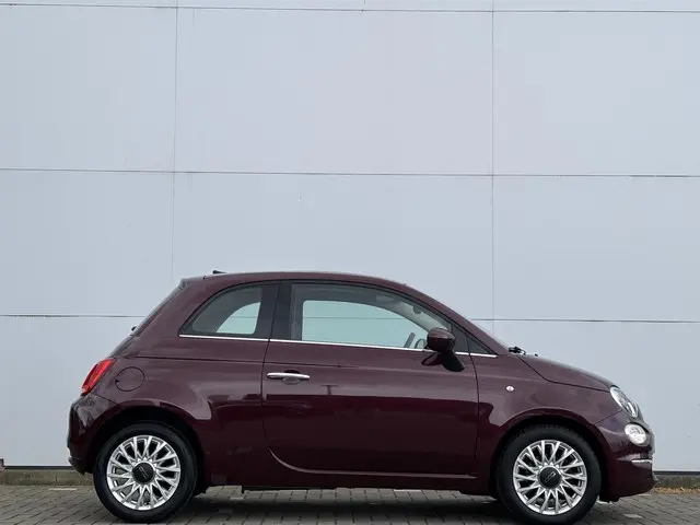 Fiat 500 0.9 TwinAir Turbo Lounge 2016 Benzine 13