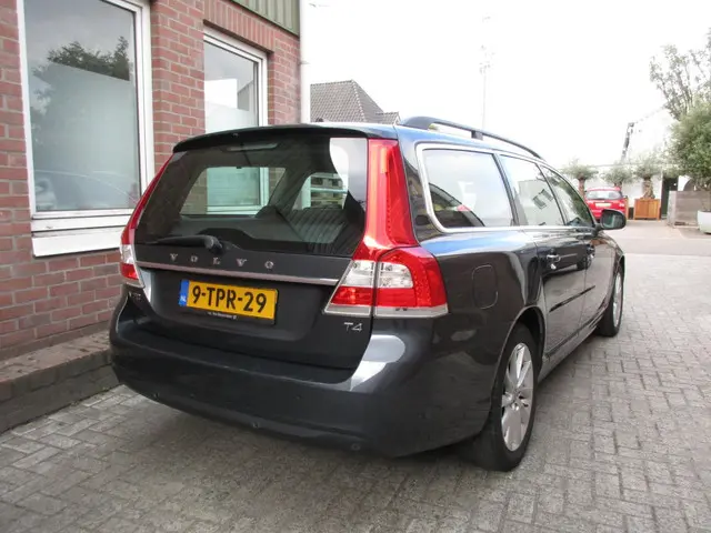 Volvo V70 1.6 T4 Nordic+ 2014 Benzine 6