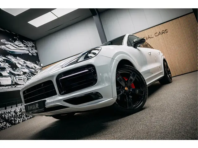 Porsche Cayenne 2