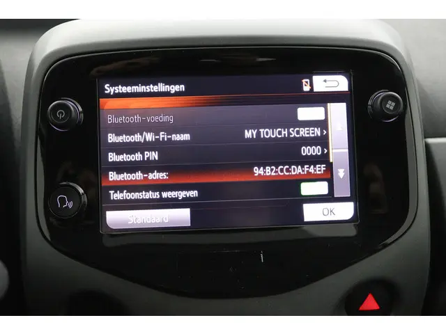 Toyota Aygo 1.0 VVT-i x-play 2022 Benzine 42