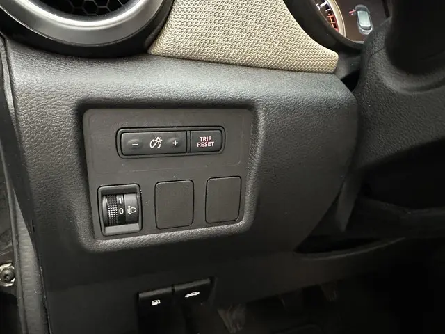 Nissan Micra 1.0L Acenta 2018 Benzine 22