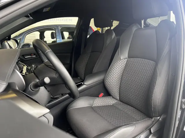 Toyota C-HR 2.0 Hybrid Team D 2022 Hybride Benzine 21