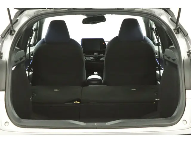 Toyota C-HR 1.8 Hybrid Bi-Tone 2017 Hybride Benzine 26