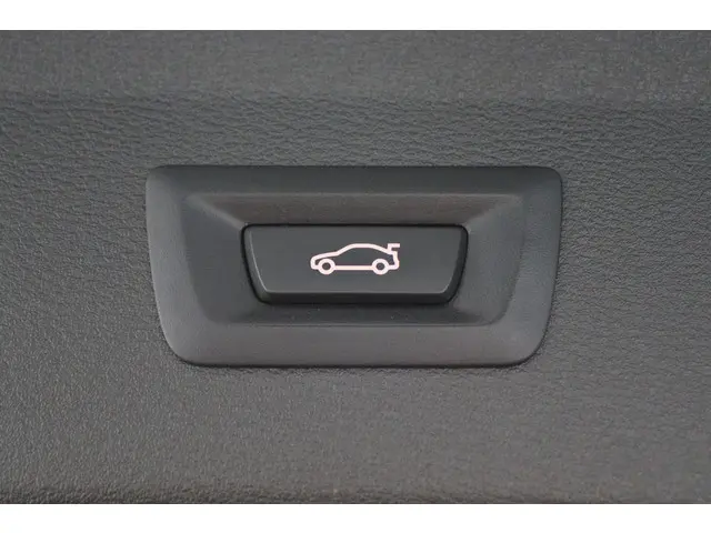 BMW X1 xDrive25e Executive 2021 Hybride Benzine 15