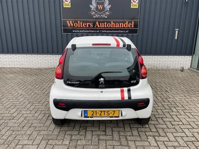 Peugeot 107 1.0 Access 2013 Benzine 8